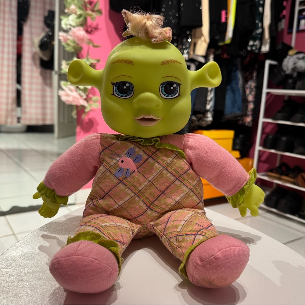 Laugh with Me Shrek the Third Electronic Baby Felicia Ogre Doll - TESTED + WORKS